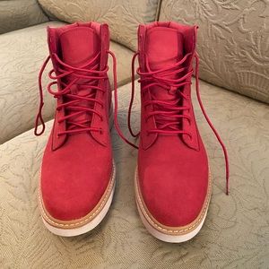 Red Timberland springtime boots